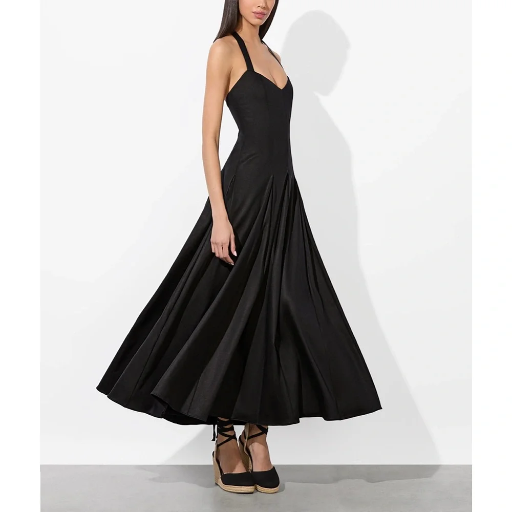 Alice + Olivia Isabelle Black Structured Pleated Flared Midi Dress